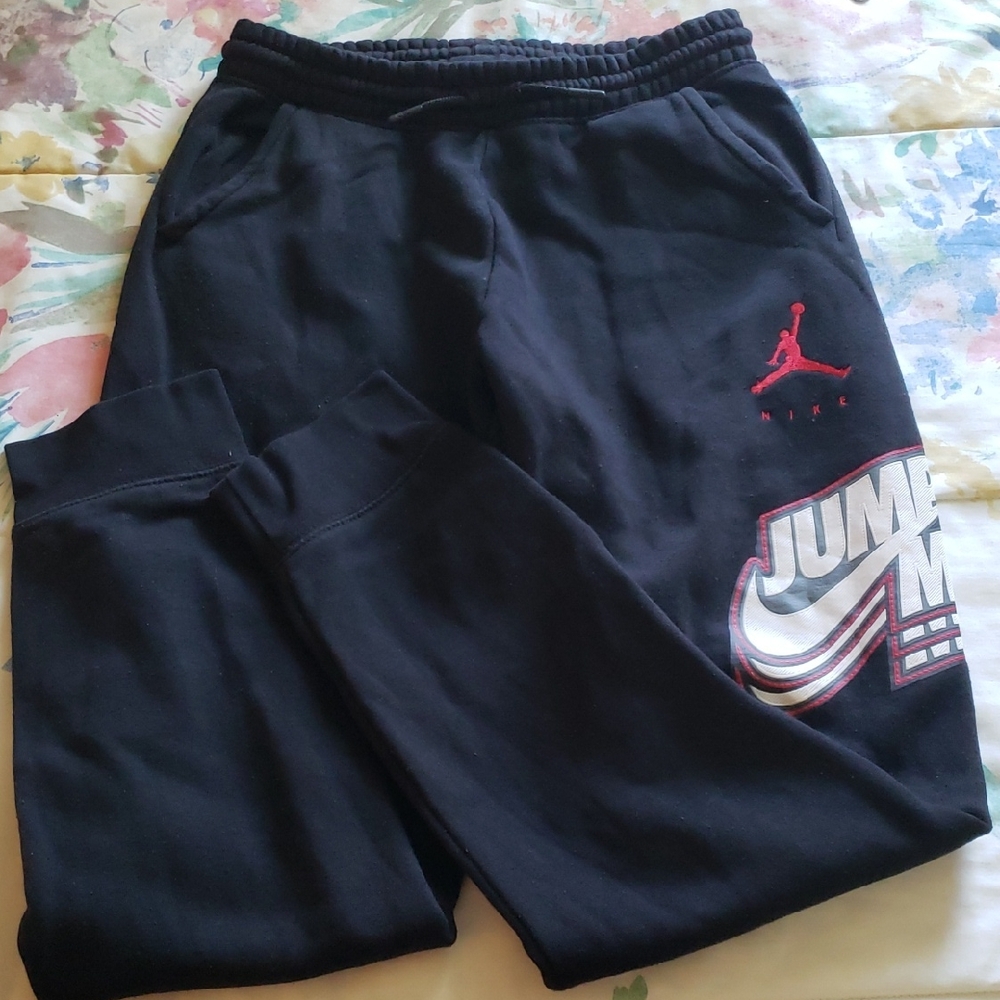 Jordan Boys Youth L Black and Red Jumpman Sweatpants